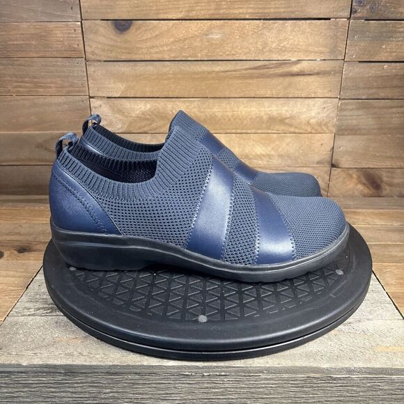 Clarks Shoes - Clarks Women's Size US 7.5 Collection Sashlyn Edge Slip-on Blue Comfort Shoes